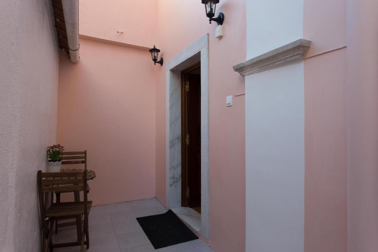 With Terrasse - 3 Bedroom, 3 Bathroom Triplex Lissabon Buitenkant foto