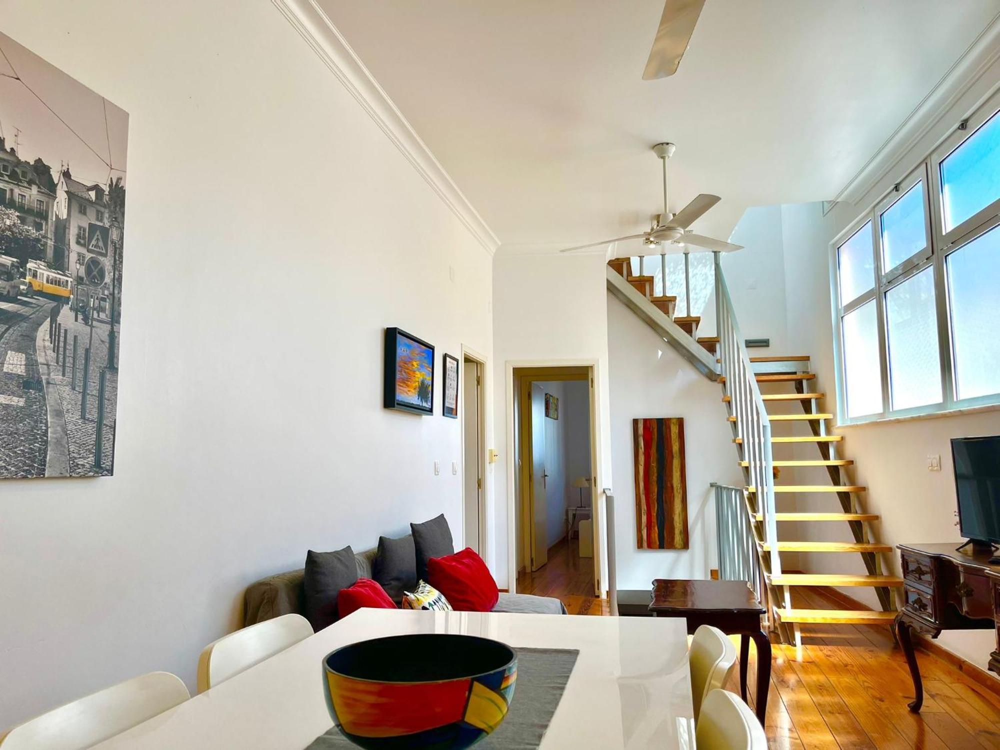 With Terrasse - 3 Bedroom, 3 Bathroom Triplex Lissabon Buitenkant foto