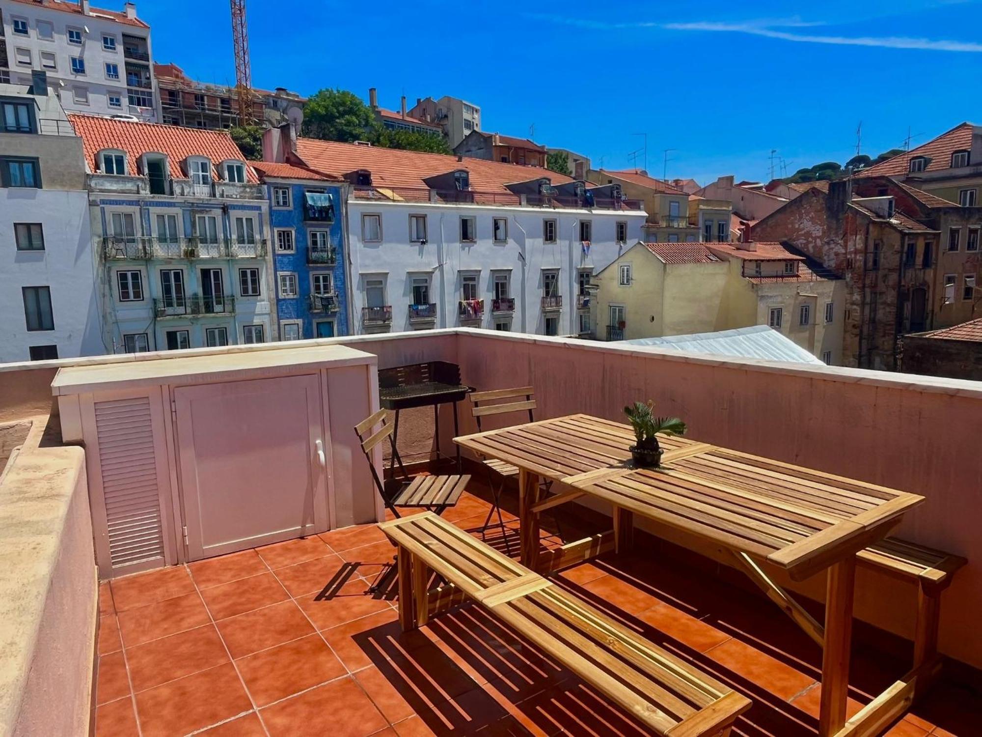 With Terrasse - 3 Bedroom, 3 Bathroom Triplex Lissabon Buitenkant foto